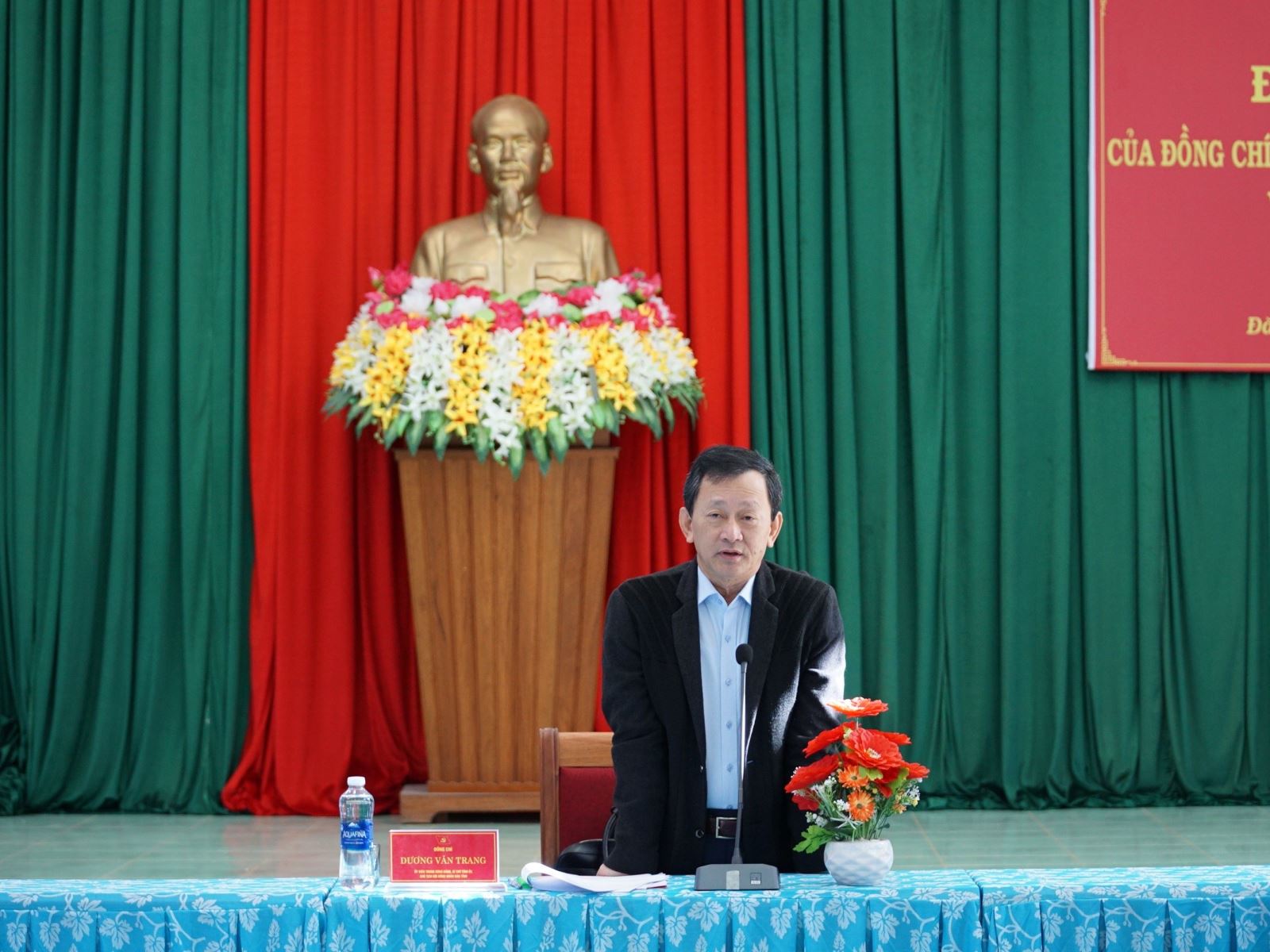 Bí thư Tỉnh ủy Dương Văn Trang làm việc với Đảng ủy xã Đăk Ang