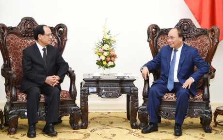 Thủ tướng Nguyễn Xuân Phúc tiếp Tổng thư ký ASEAN Lê Lương Minh