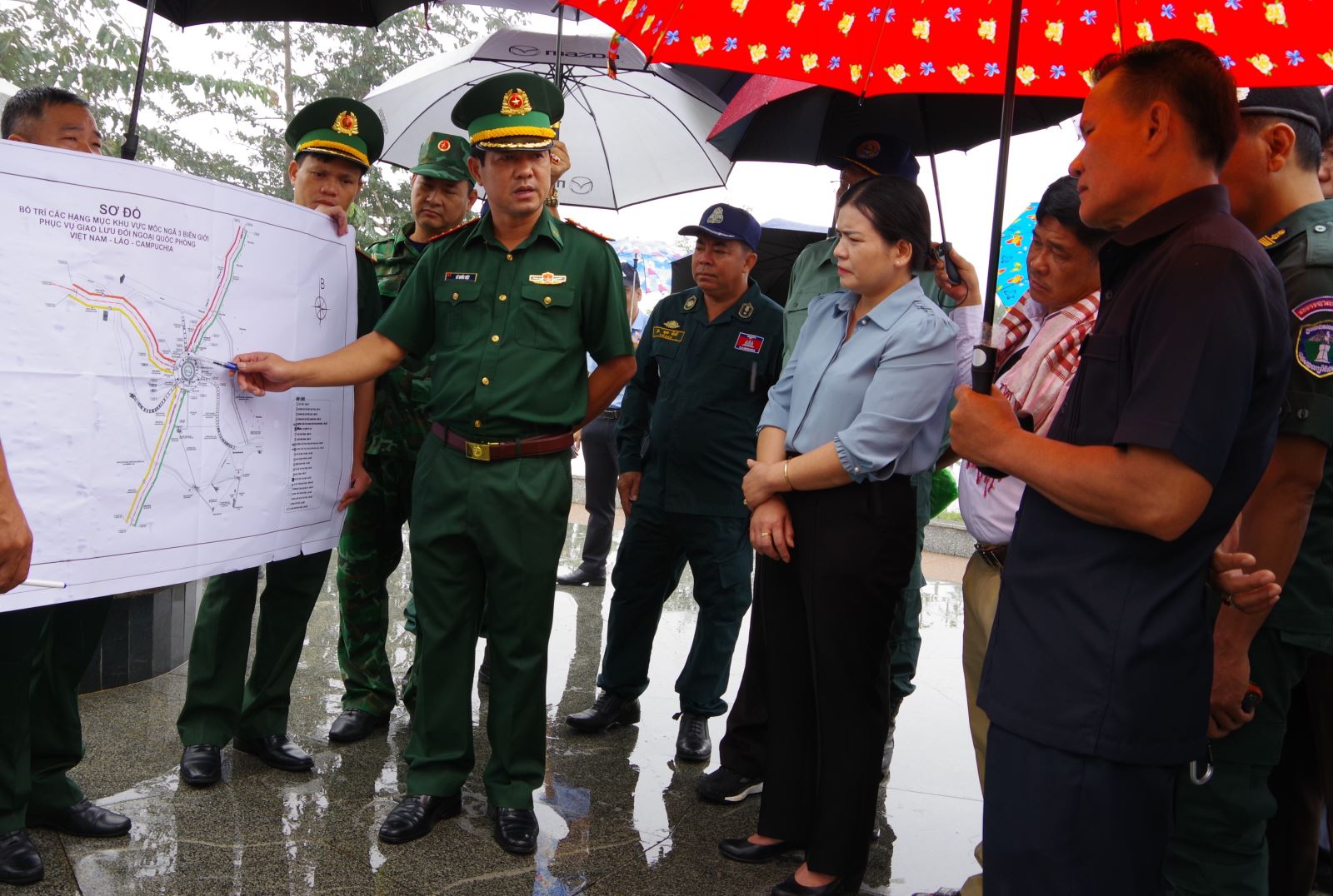 Họp thống nhất giao lưu Hữu nghị Quốc phòng Biên giới Việt Nam-Lào-Campuchia