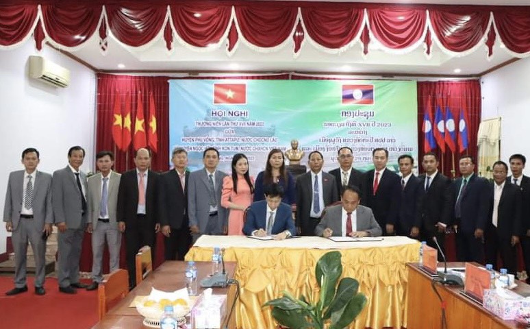 Hội nghị thường niên lần thứ XVII năm 2023 giữa hai huyện Phu Vông - Ngọc Hồi thành công tốt đẹp
