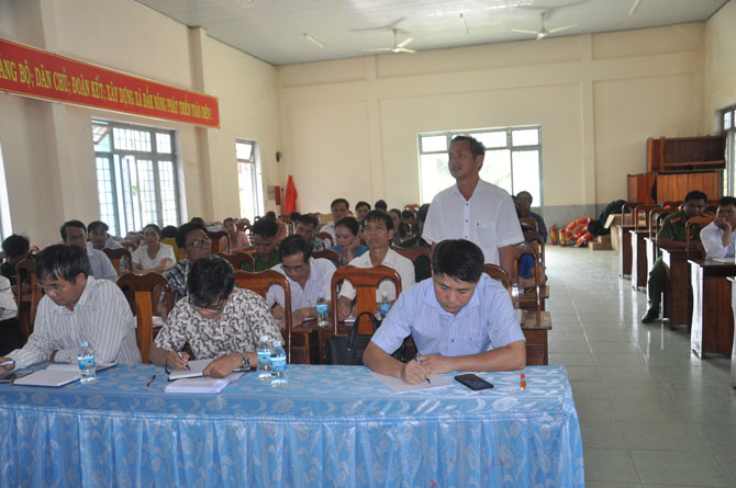 Đoàn Đại biểu Quốc hội tỉnh tiếp xúc cử tri tại xã Đắk Nông