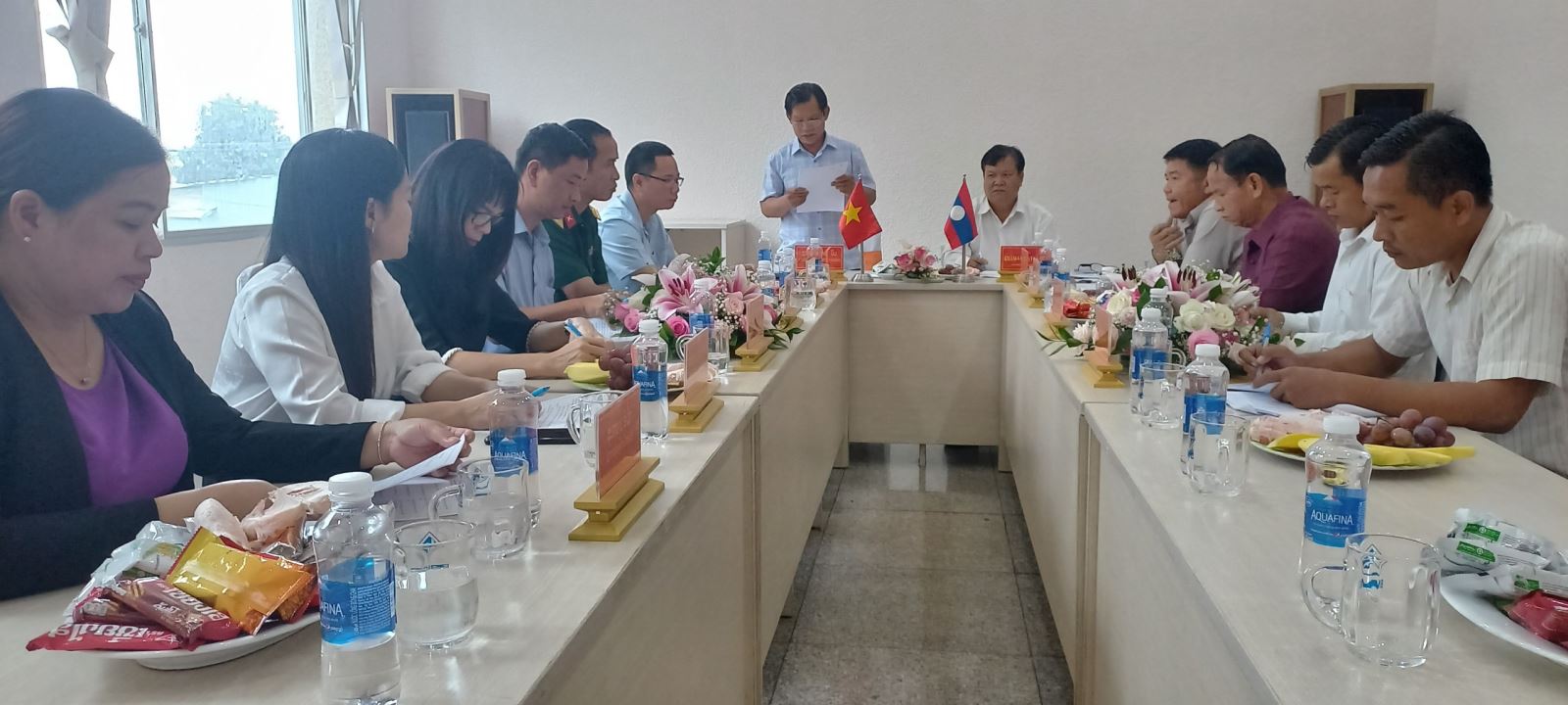 Hội đàm về công tác biên giới giữa hai tỉnh Kon Tum - Sê Kông