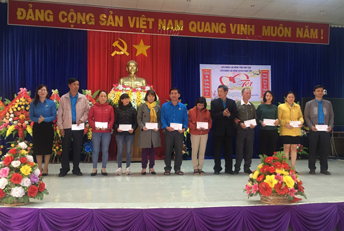 Chương trình “Tết sum vầy năm 2021”