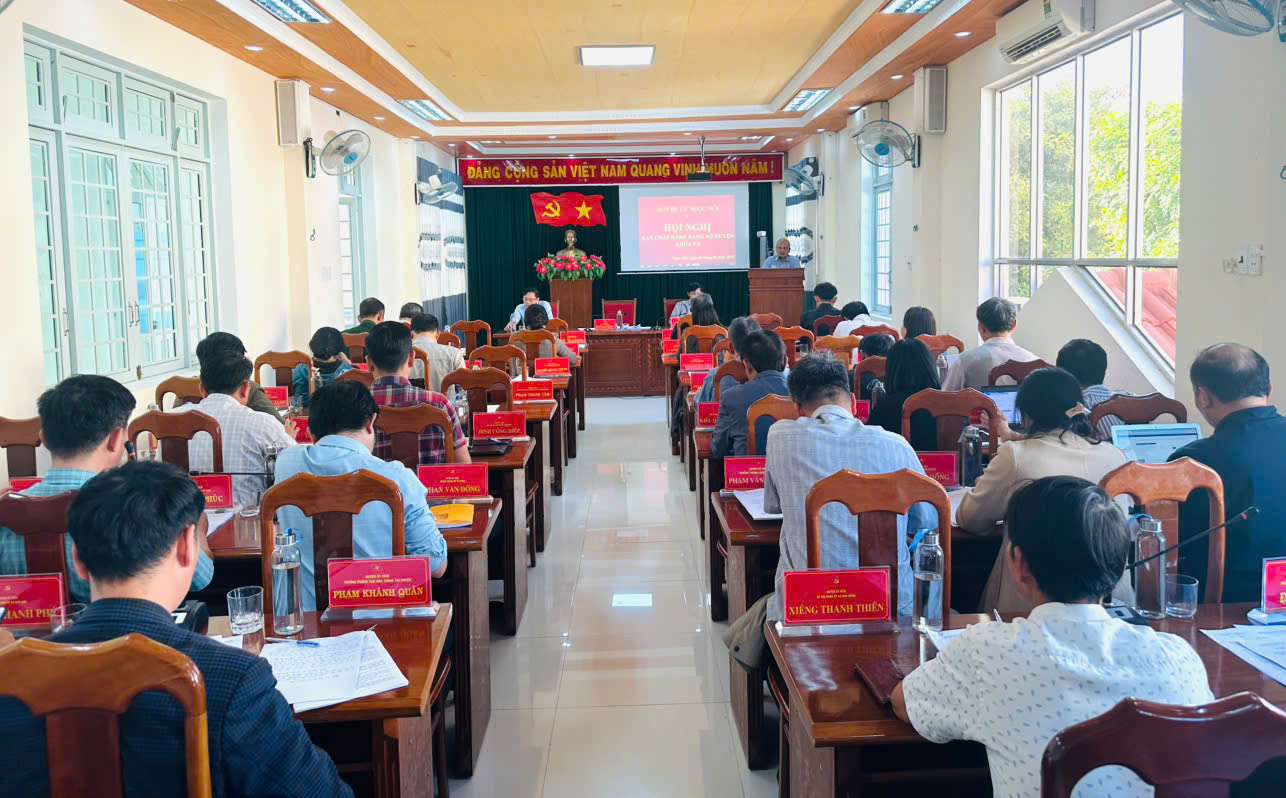 Hội nghị Ban chấp hành Đảng bộ huyện khóa VII, nhiệm kỳ 2020-2025