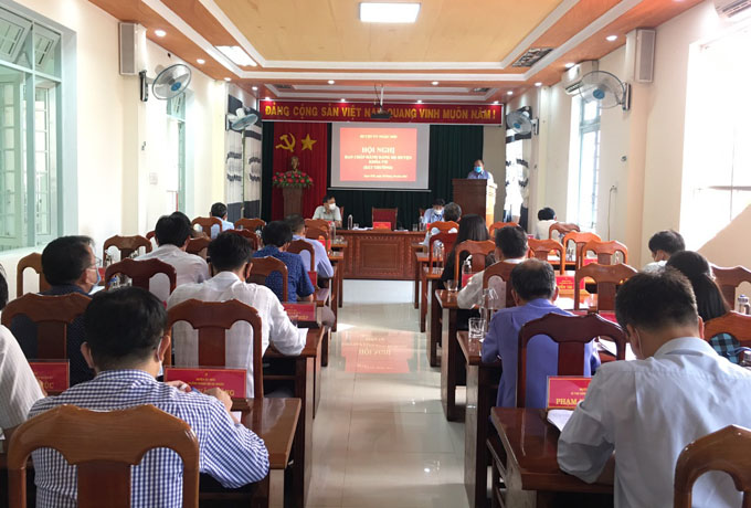 Họp Ban chấp hành Đảng bộ huyện đột xuất