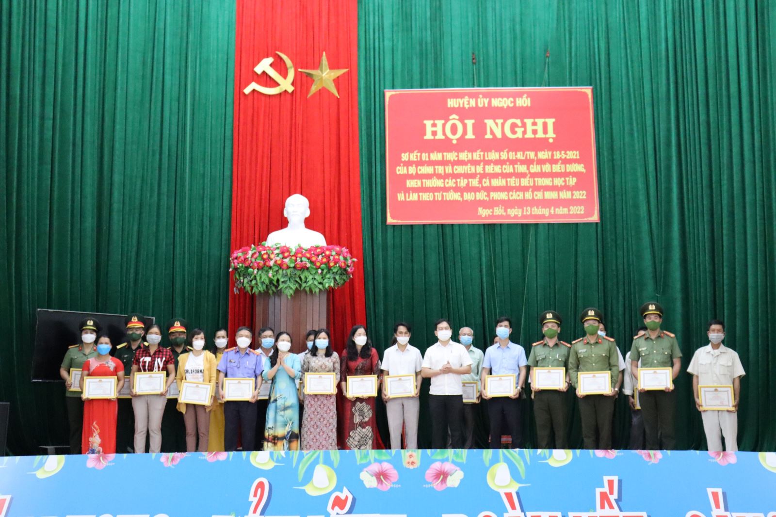 Ngọc Hồi tích cực học tập và làm theo Bác