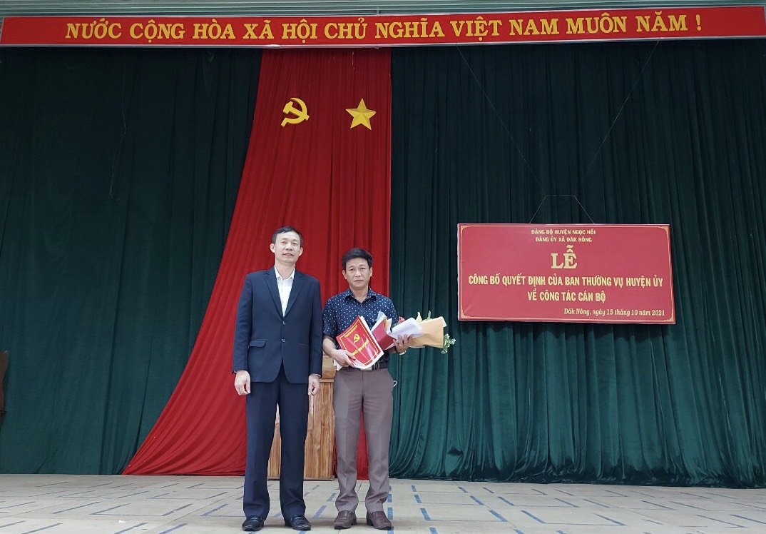 Ban Thường vụ Huyện ủy công bố quyết định về công tác cán bộ